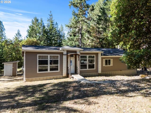 House for sale in Oregonia