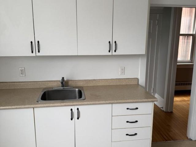 Apartment for rent in Mulhurst Bay, Ontario