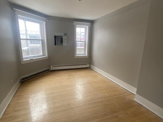 Apartment for rent in Mulhurst Bay, Ontario