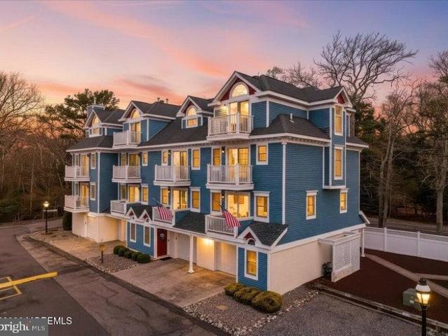 Townhouse for sale in Lanoka Harbor, New Jersey