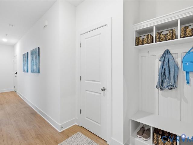 Condo for sale in Virginia
