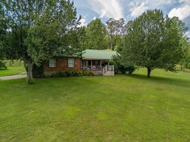 House for sale in Mount Hope, West Virginia