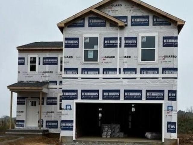 House for sale in Evans City, Pennsylvania