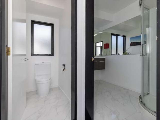 Townhouse for sale in Paraparaumu, Wellington