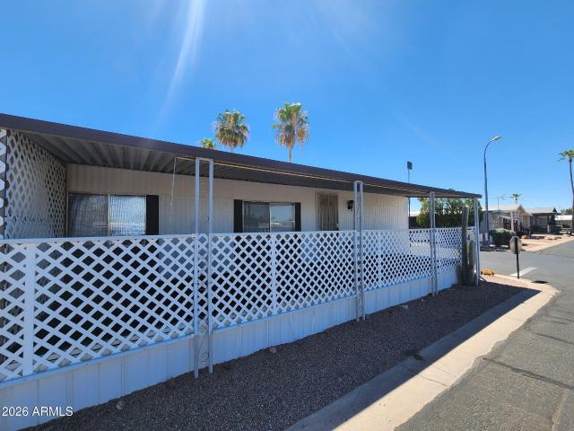 House for sale in Apache Junction, Arizona