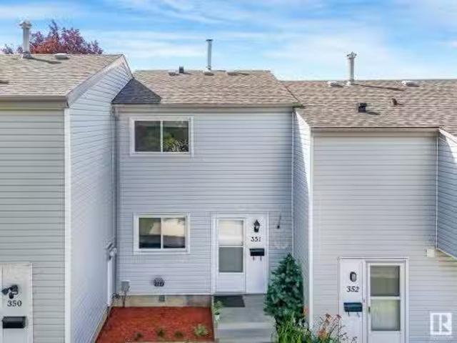 Condo for sale in Wedgewood, Alberta