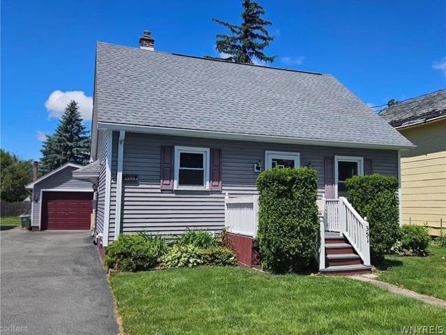 House for sale in Niagara, New York