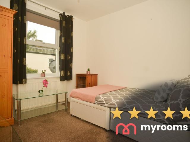 Room for rent in Canning Town, Greater London