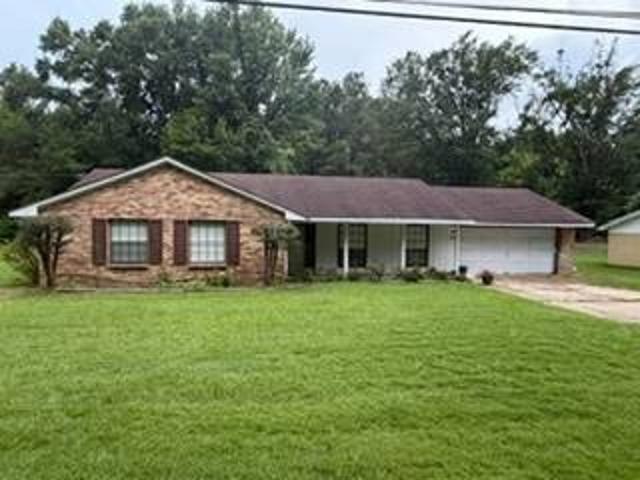House for sale in Grenada, Mississippi