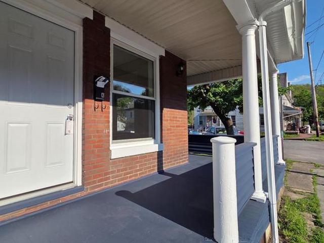 Townhouse for sale in Shamokin, Pennsylvania