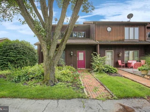 Townhouse for sale in Chambersburg, Franklin County