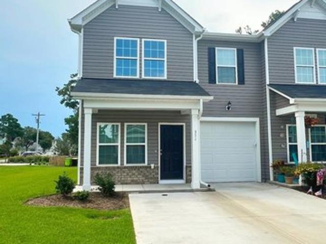 Townhouse for sale in Southport, North Carolina