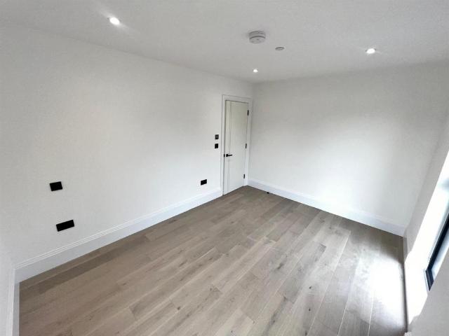 Apartment for rent in Rotherhithe, Greater London