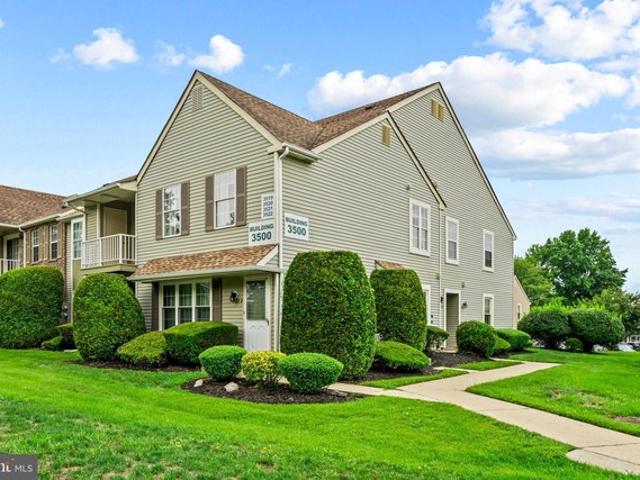 Condo for sale in Mount Laurel, New Jersey