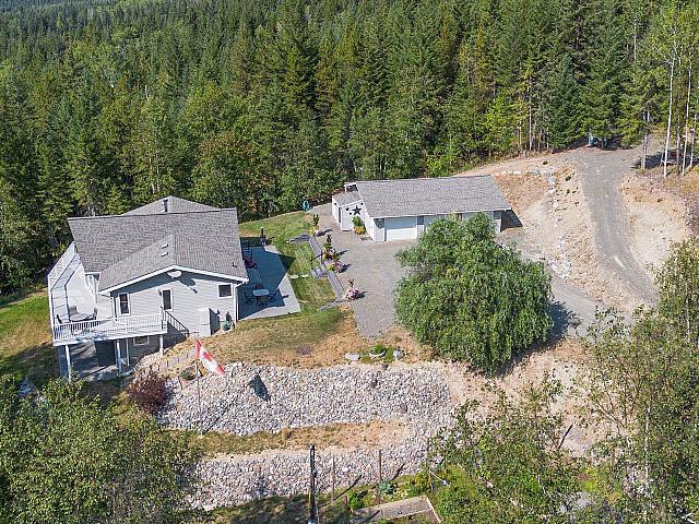 House for sale in Louis Creek, British Columbia