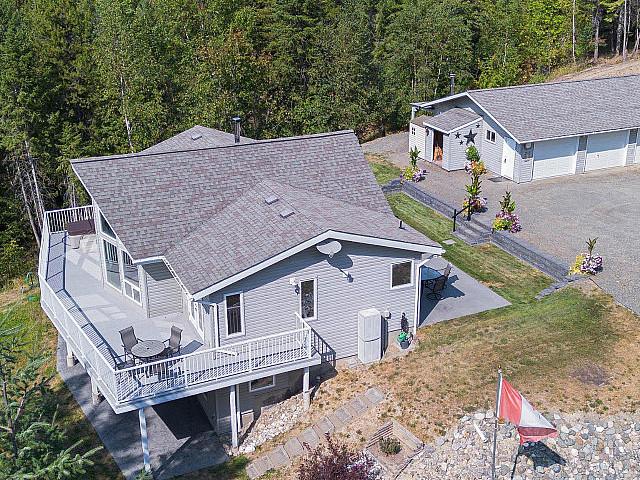 House for sale in Louis Creek, British Columbia
