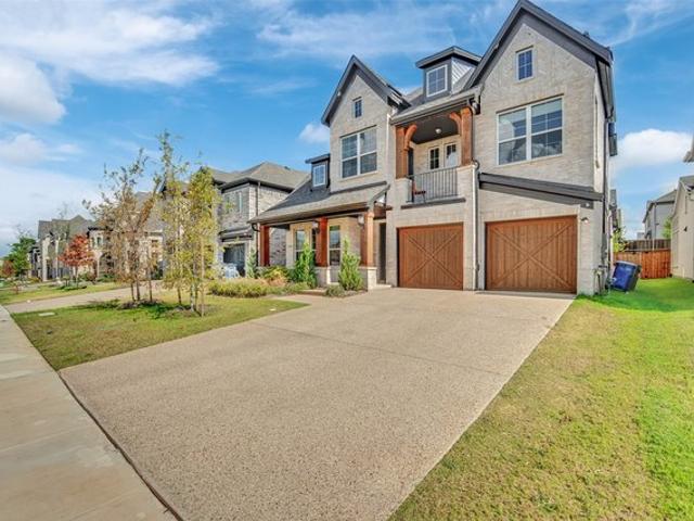 House for sale in Denton, Texas