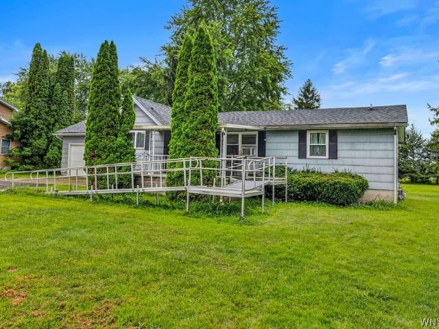 House for sale in Niagara, New York