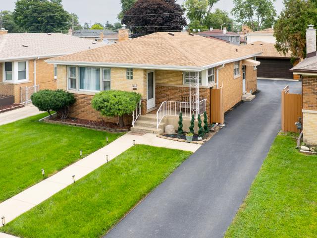 House for sale in Franklin Park, Illinois