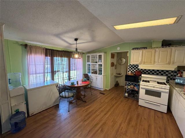 House for sale in Maud, Oklahoma