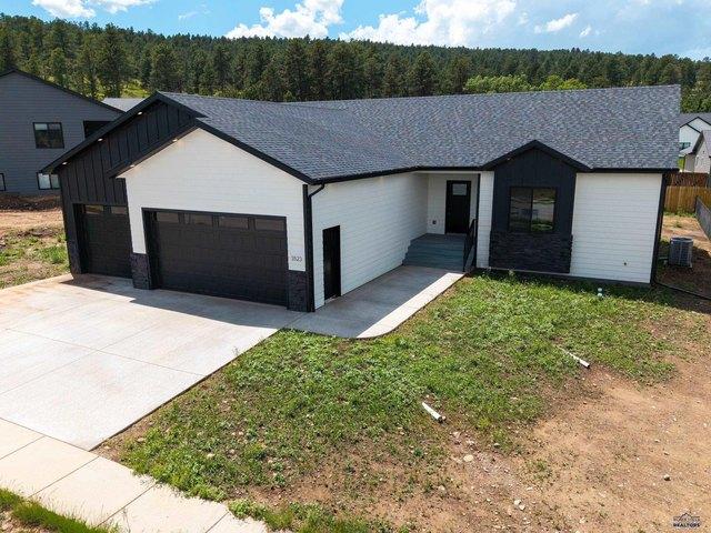 House for sale in Sturgis, Meade County