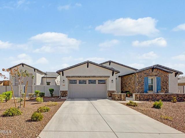 House for sale in New River, Arizona