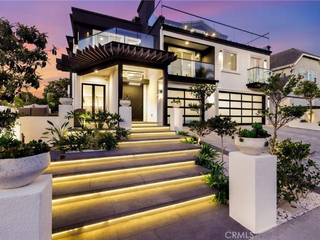 House for sale in Capistrano Beach, California