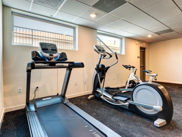 Apartment for rent in Canoga Park, California