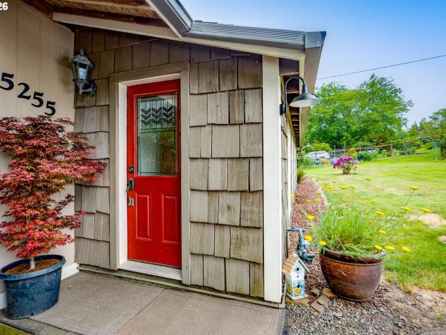 House for sale in Oregonia