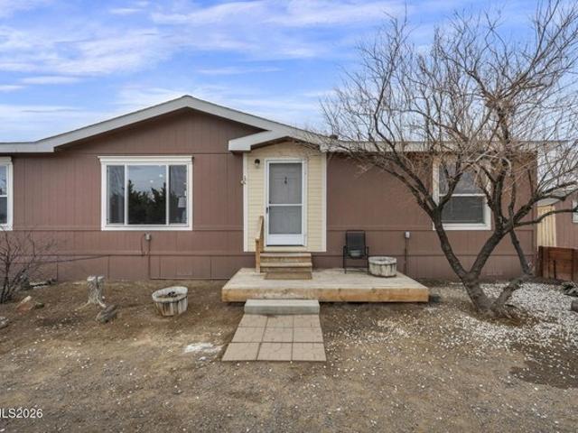 House for sale in Silver Springs, Nevada