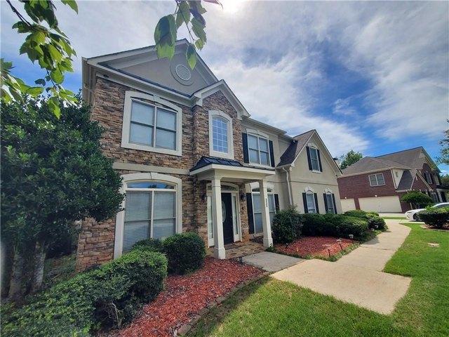 House for sale in Suwanee, Georgia