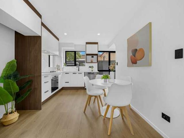 Townhouse for sale in Owhata