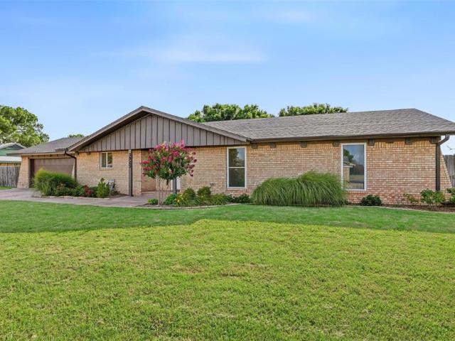 House for sale in Altus, Jackson County