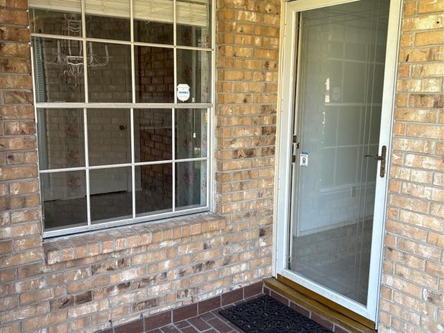 Townhouse for sale in Pearland, Texas