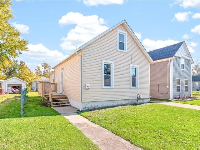 House for sale in Lorain, Lorain County