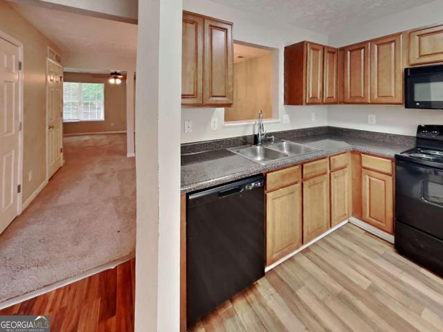 Townhouse for sale in Ellenwood, Georgia