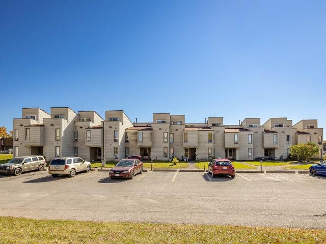 Apartment for rent in Mulhurst Bay, Ontario