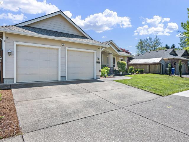 House for sale in Oregonia