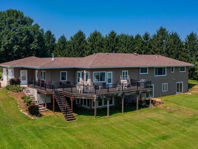 House for sale in Earlham, Iowa