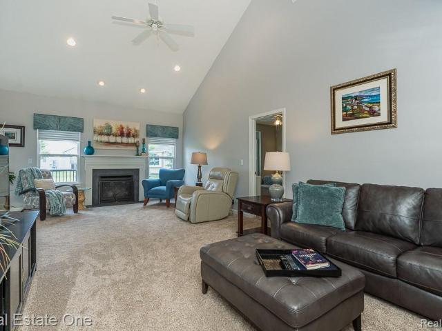 Condo for sale in Auburn Hills