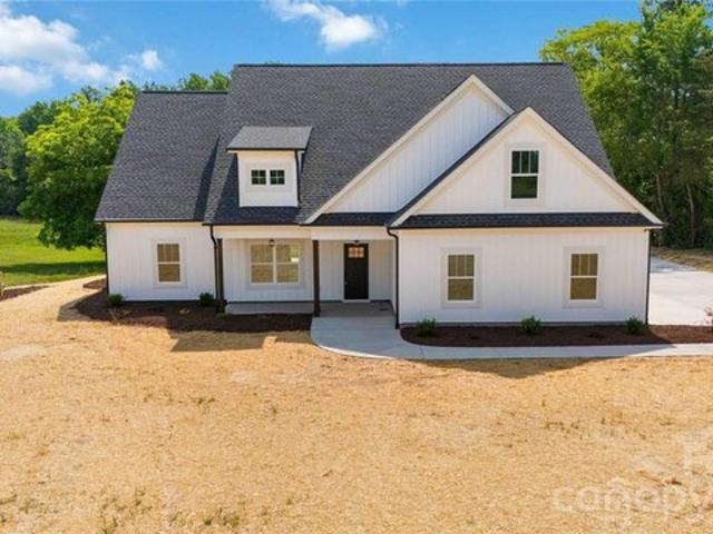 House for sale in Clover, South Carolina
