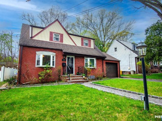 Property for sale in Teaneck, New Jersey