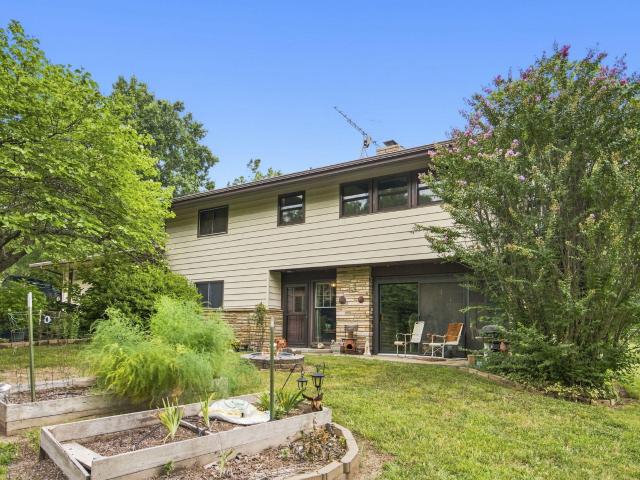 House for sale in Stone, Missouri