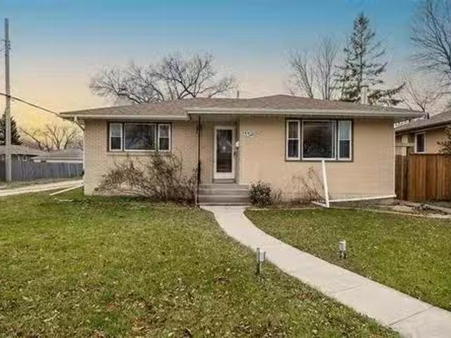 House for sale in East St. Paul, Manitoba