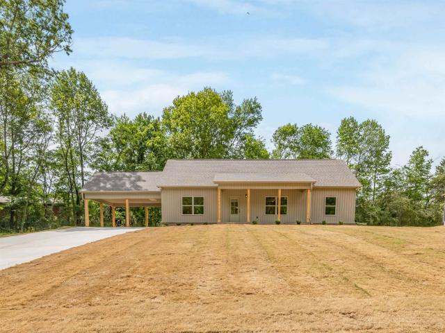 House for sale in Rogersville, Alabama