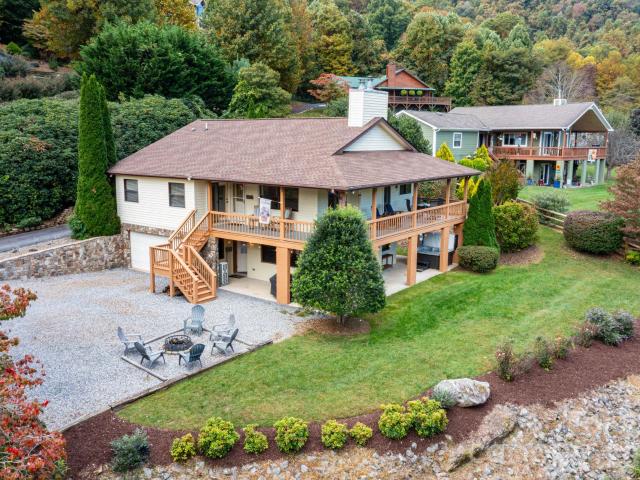 House for sale in Maggie Valley, Haywood County