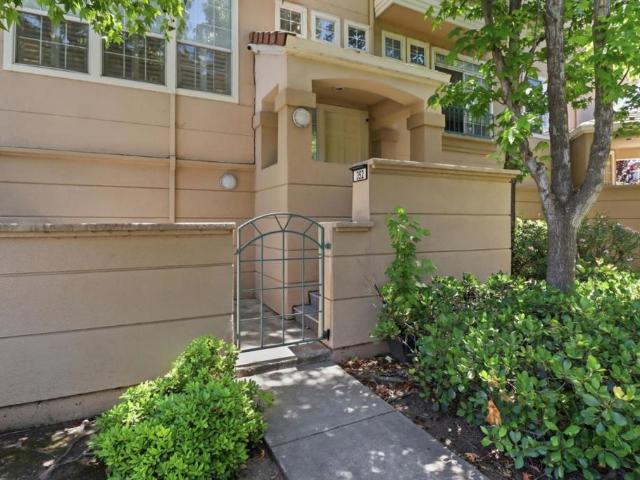 Townhouse for sale in Milpitas, California