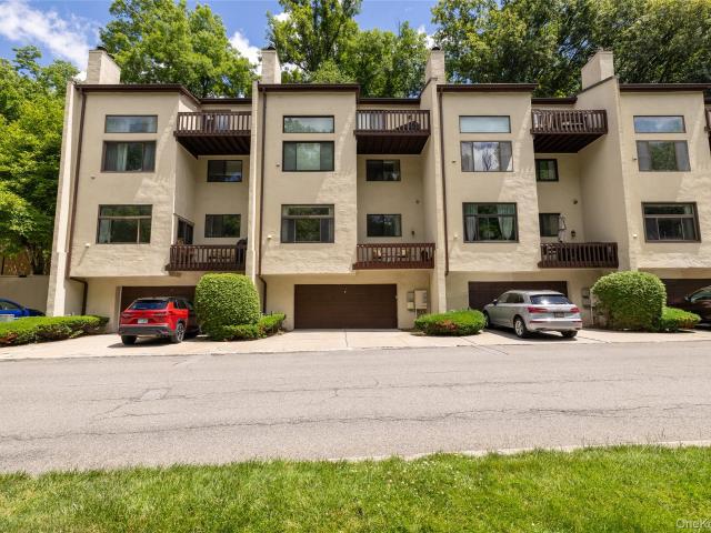 Property for rent in Chappaqua, New York