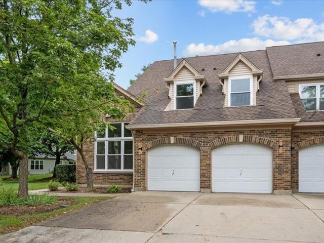 Condo for sale in The Woodlands at Fiore, Buffalo Grove