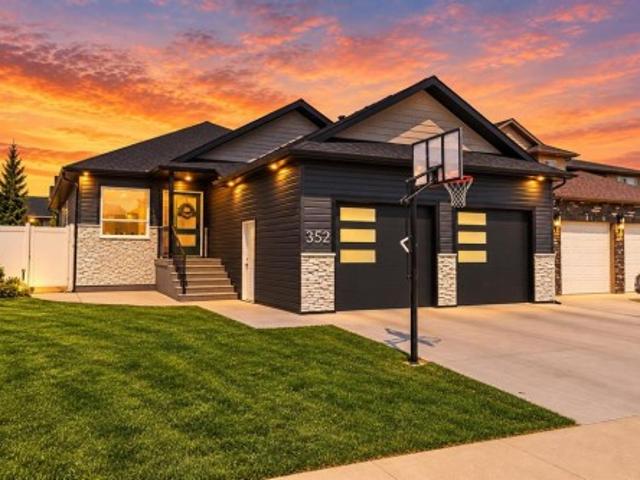 House for sale in Medicine Hat